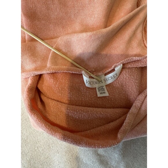 Victoria’s Secret Medium Open Back Tee/sweatshirt 3/4 Sleeves In Peachy Pink - Picture 3 of 6
